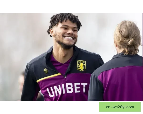 英冠英甲英乙72队推迟开球倡导心肺复苏