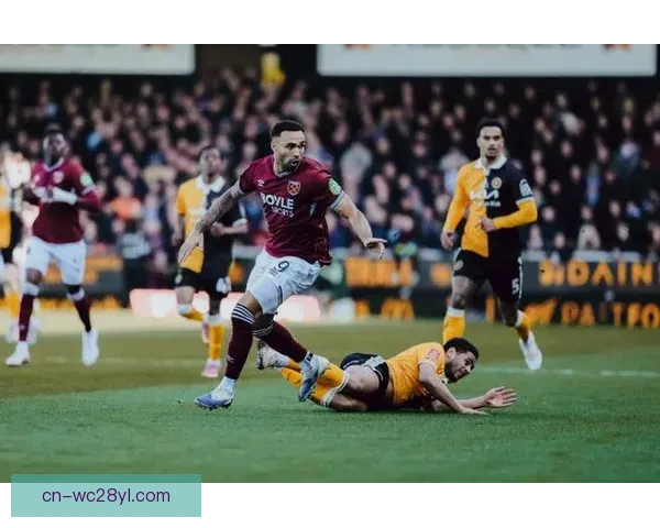 伯顿西汉姆半场闷平无波澜两队